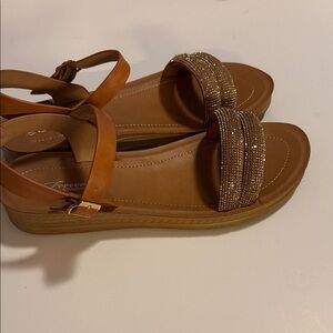 Forever 21 Gold Glitter Sandals